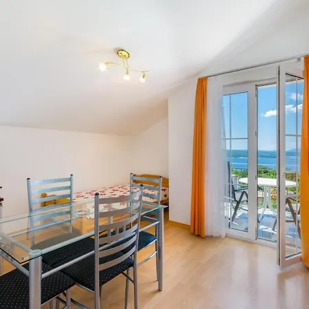 Seperac Apartment *
